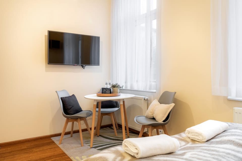 TV and multimedia, Bedroom