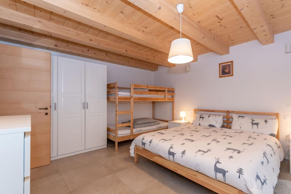 Bed, Photo of the whole room, Bedroom, bunk bed, wardrobe