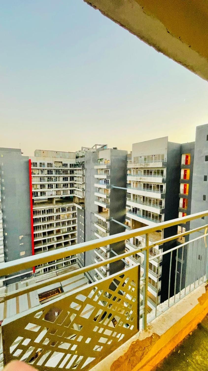 kanishk studio Apartment in Noida