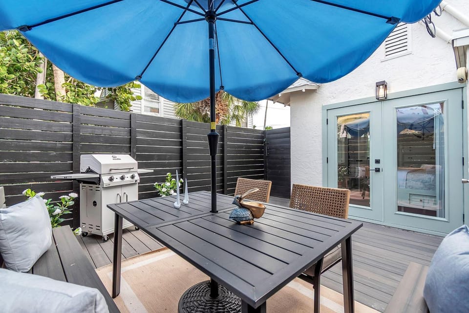 La Barra - Full Property House in Saint Pete Beach