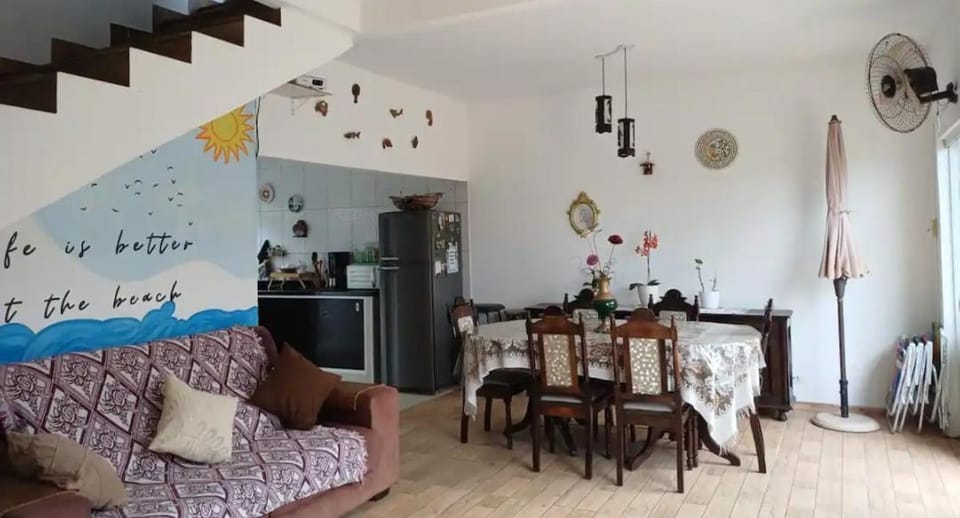 Sobrado amplo e aconchegante, onde o mar é sua janela House in State of Paraná