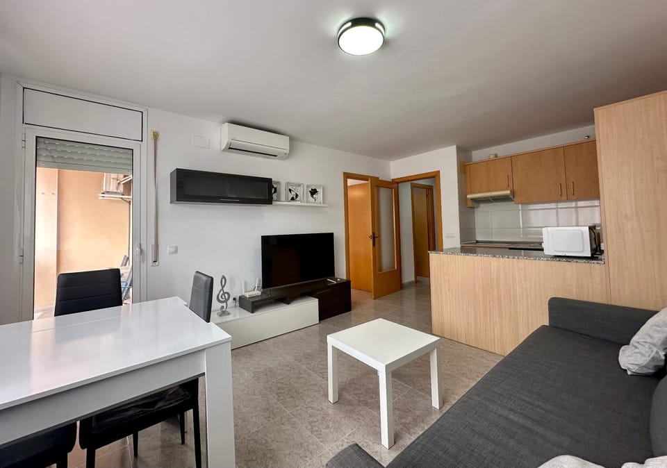 Home Barcelona Miami Playa Apartment in Miami Platja