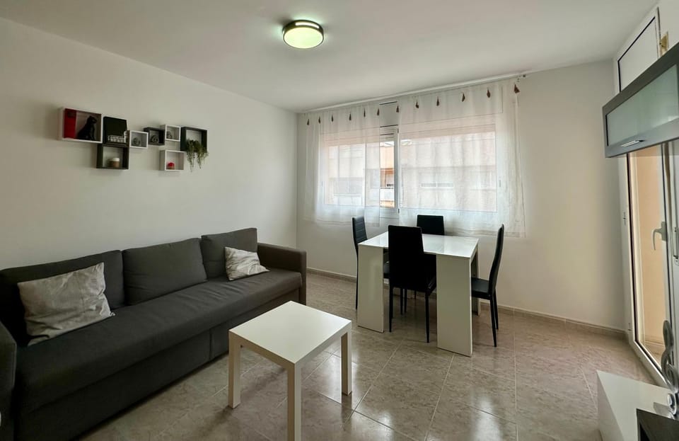 Home Barcelona Miami Playa Apartment in Miami Platja