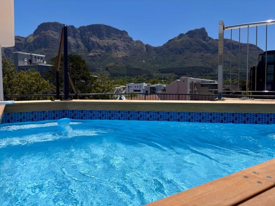 Balcony/Terrace, Swimming pool