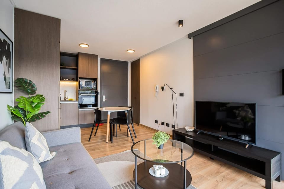 Exclusivity and comfort steps away from Alcantara Apartment in Providencia