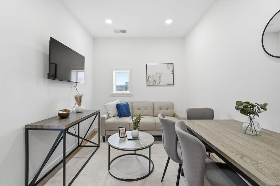 Carriage House Sleek 1BR Apartment House in Philadelphia