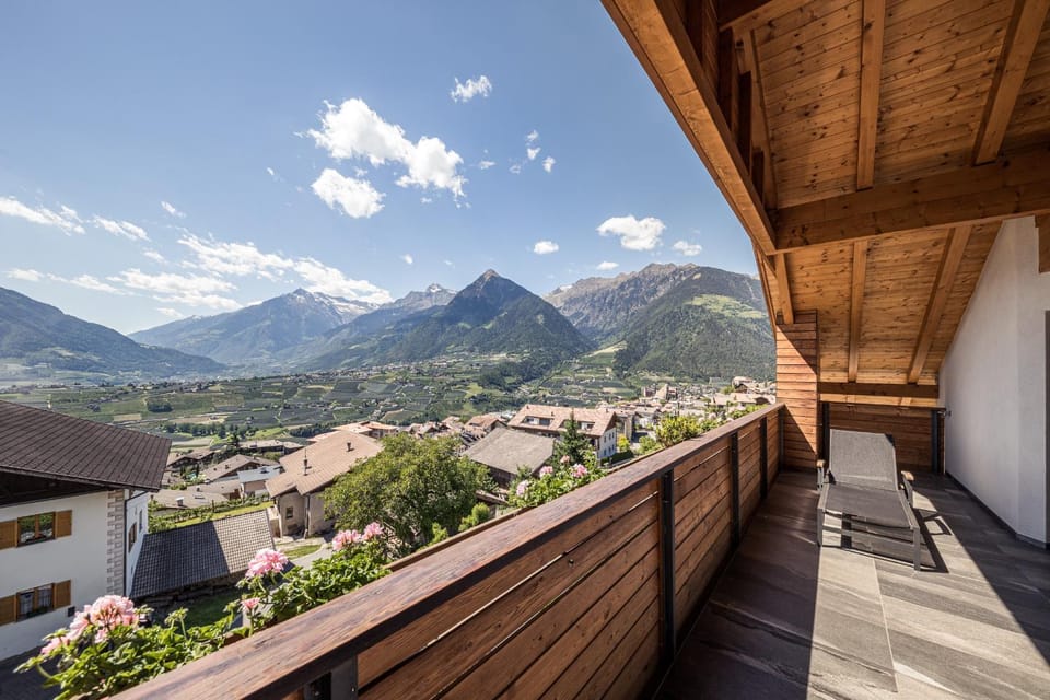 Day, View (from property/room), Balcony/Terrace, Mountain view