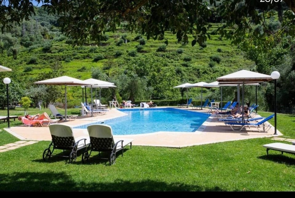 Aristidis Garden1 Apartment in Peloponnese, Western Greece and the Ionian