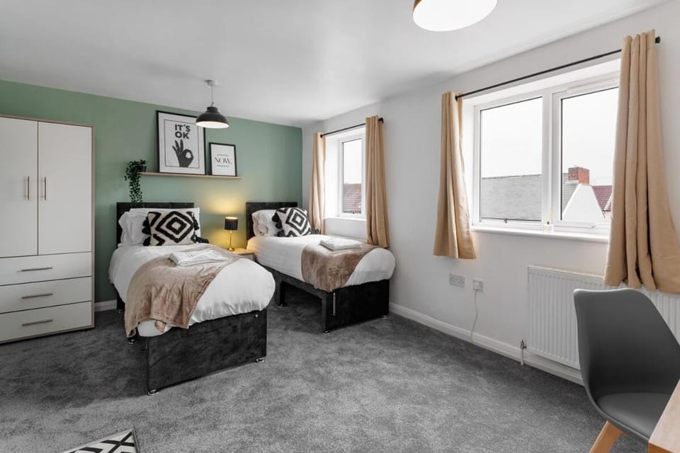 Bed, Bedroom