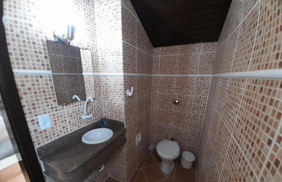 Casa em Peruíbe com piscina House in Peruíbe
