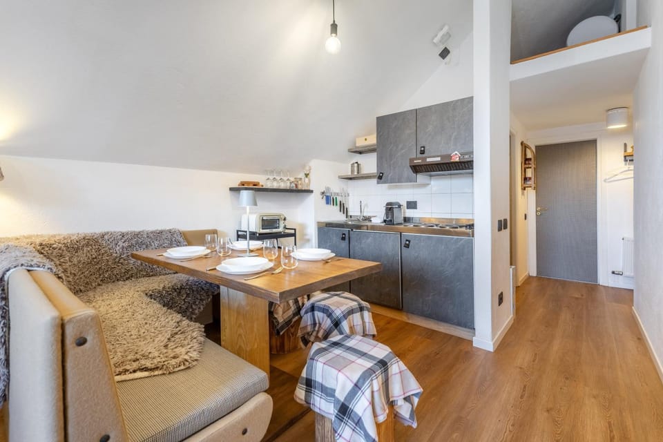 Hostdomus-La casa di Luna Apartment in Piedmont