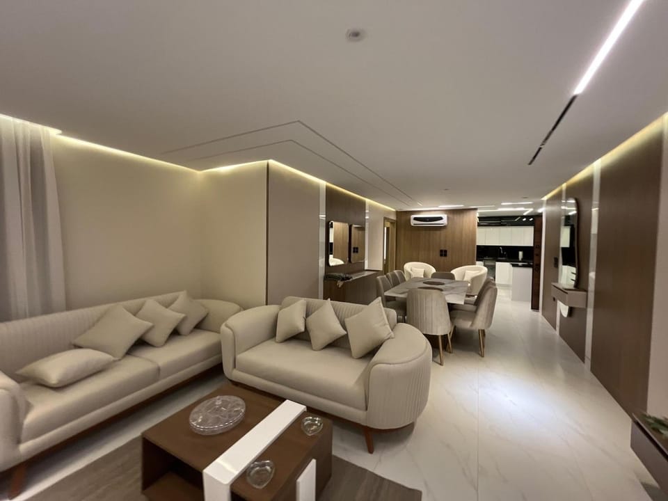 شقة فاخرة على النيل Apartment in Cairo