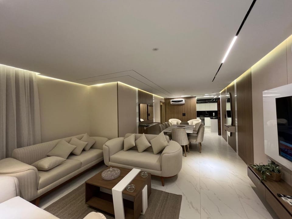 شقة فاخرة على النيل Apartment in Cairo