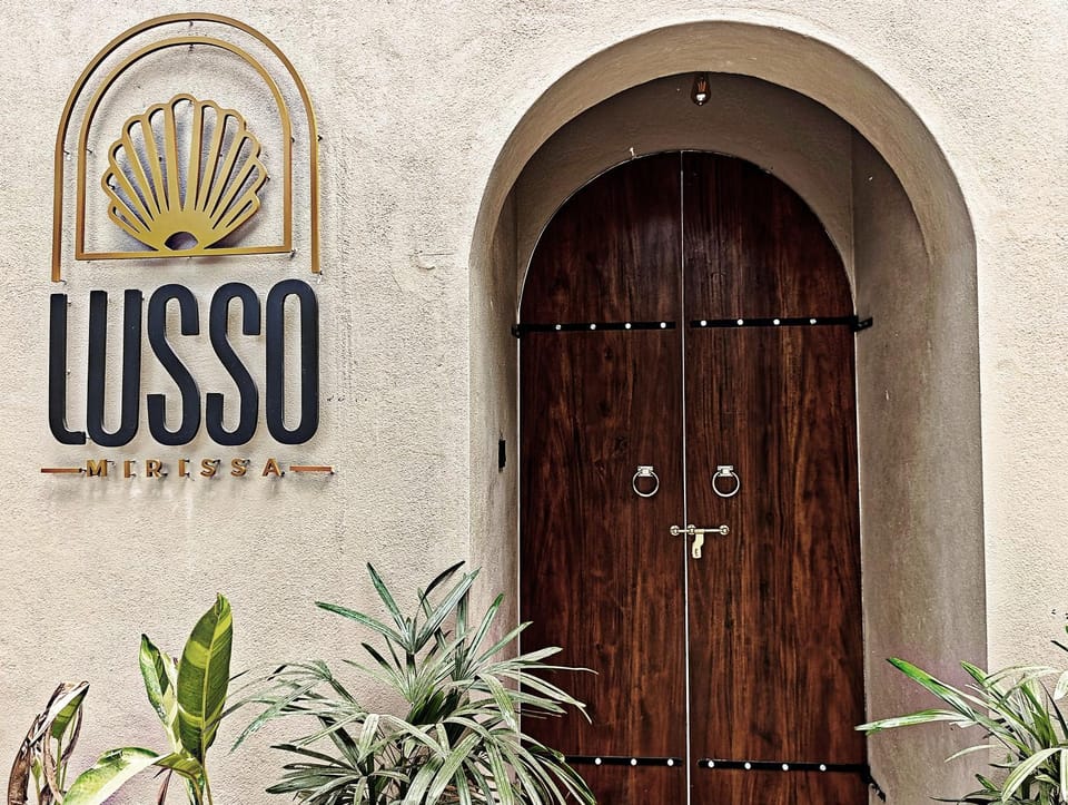 Facade/entrance, Property logo or sign, Logo/Certificate/Sign
