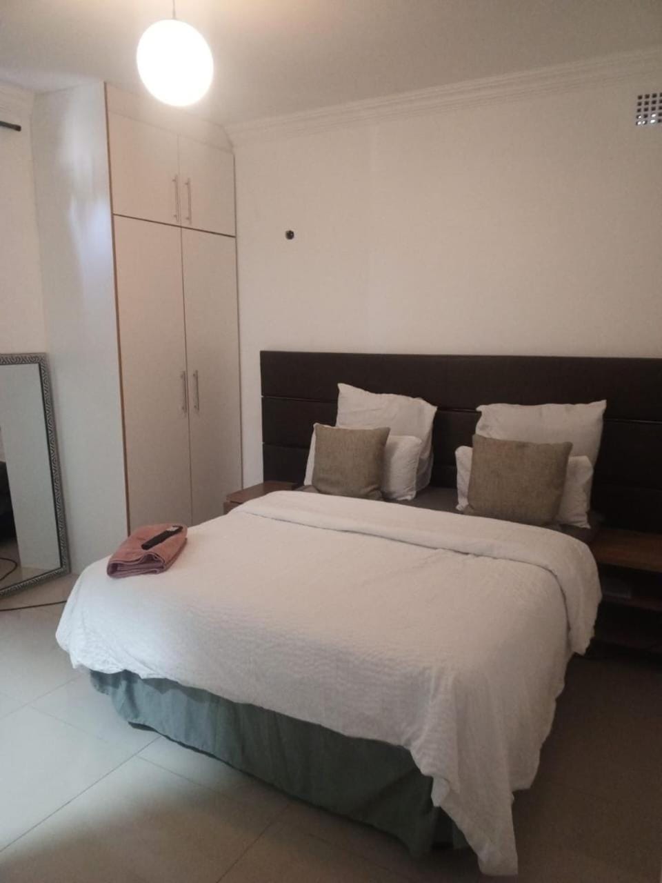 Edion Royal Guesthouse Bed and Breakfast in Cape Town