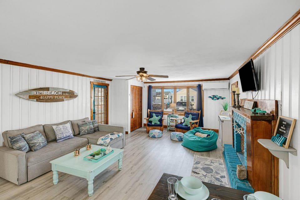 Blue Chill House in Hampton Beach