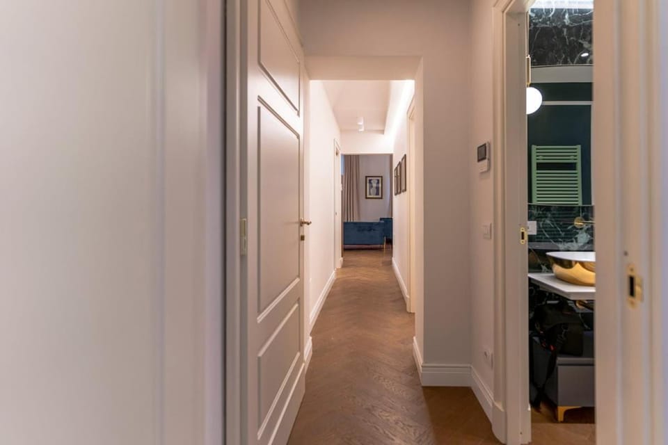 Santa Maria Novella 900 Suite Apartment in Florence