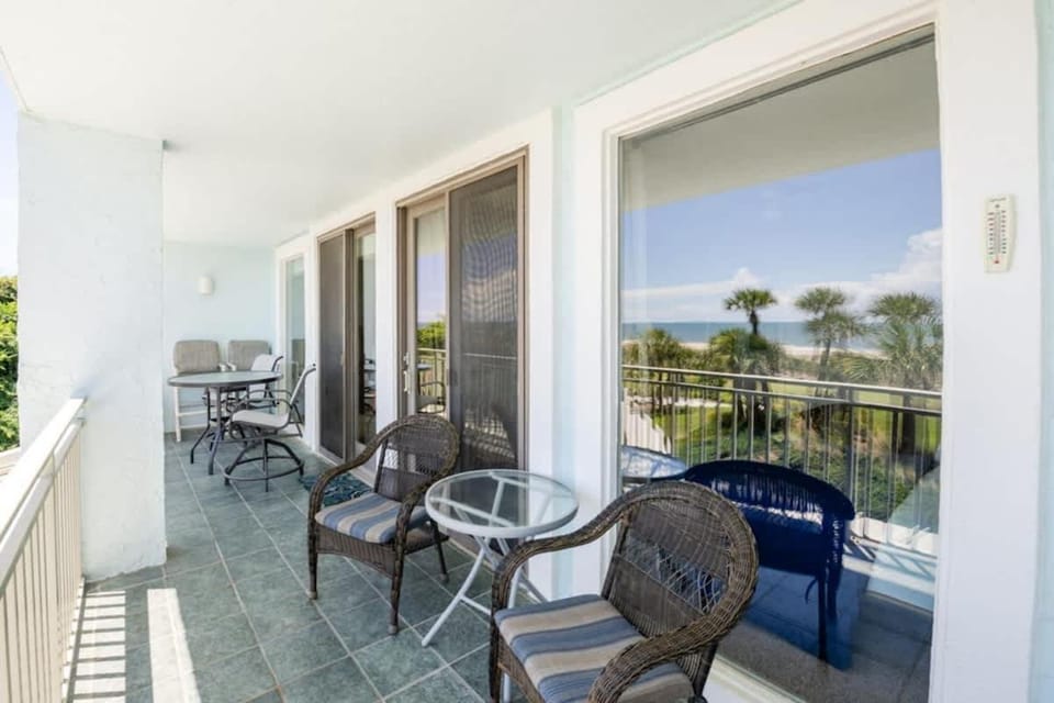 Shipwatch #1365 - Heated Pool House in Amelia Island