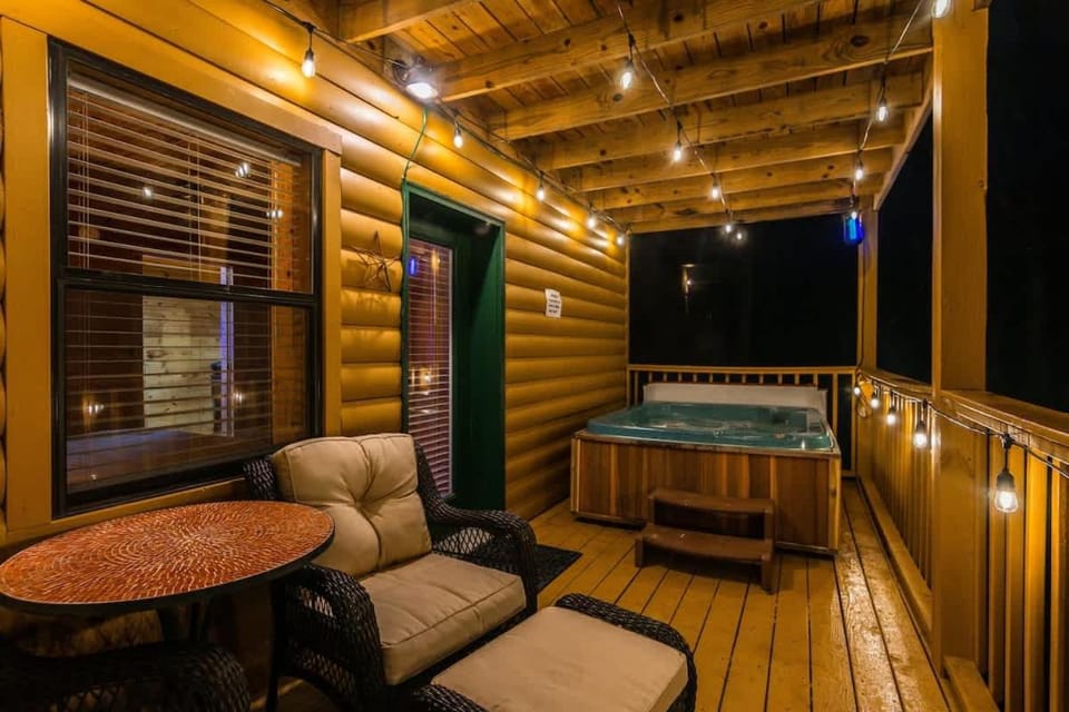 A Little Bit of Country by Beyond Expectations House in Pigeon Forge