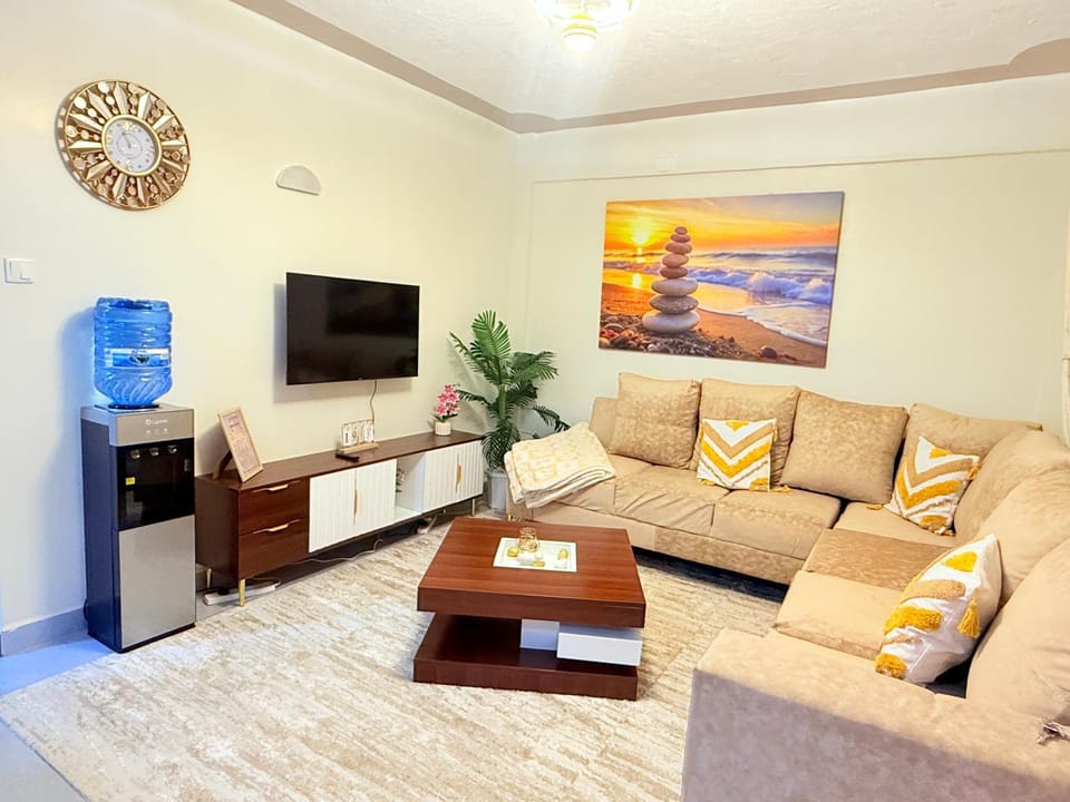 Communal lounge/ TV room, TV and multimedia, Living room, Seating area