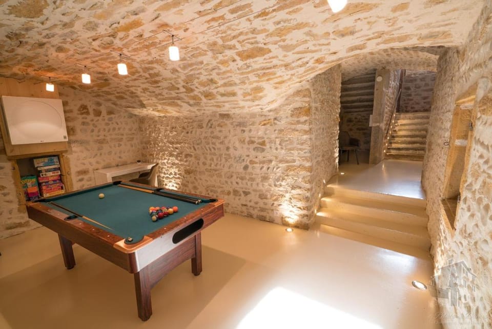 Billiard