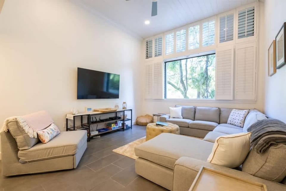 1121 Beach Walker House in Amelia Island