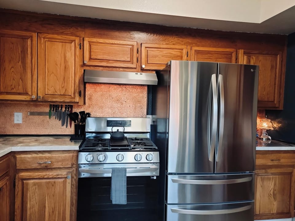The Owl Room at Stag and Sparrow Vacation rental in Salem