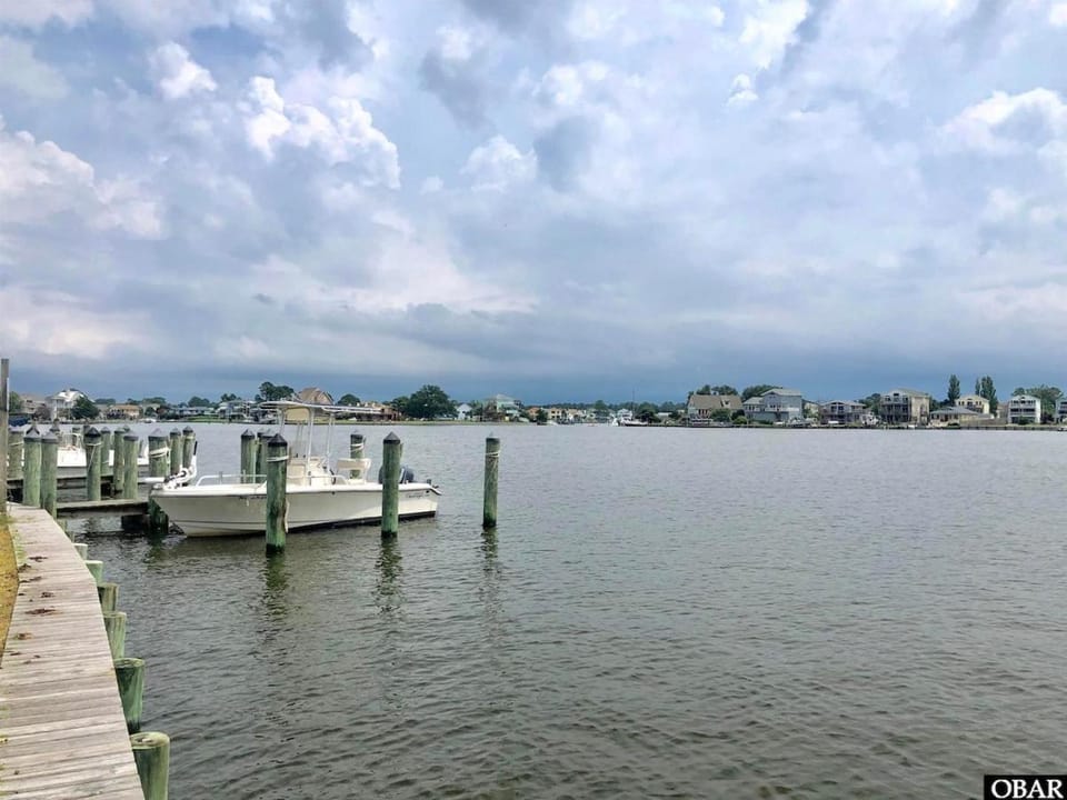 Ocean Pearl Apartment in North Carolina