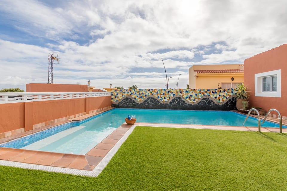 Garden, Swimming pool