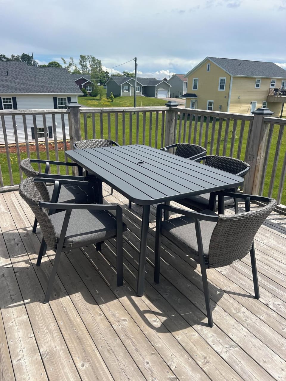 Beautiful Bright House 5 Mins From Downtown House in Charlottetown