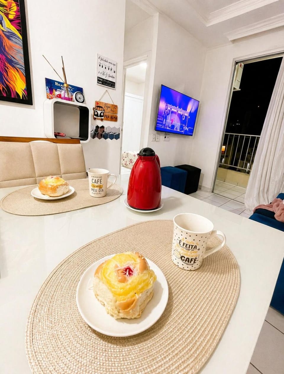 TV and multimedia, Dining area