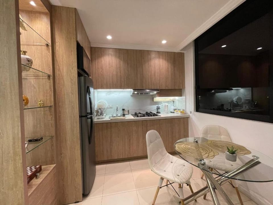 Suite moderna junto al Hotel Oro Verde con garaje Apartment in Cuenca