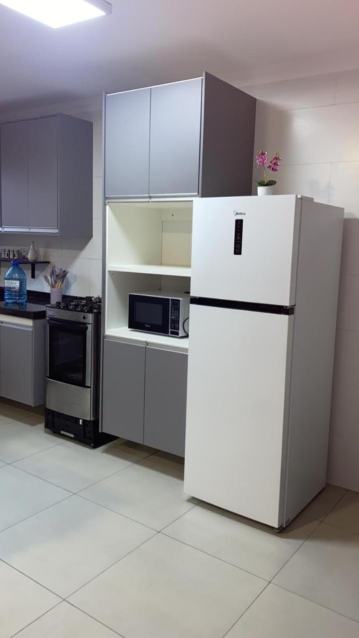 Kitchen or kitchenette, oven