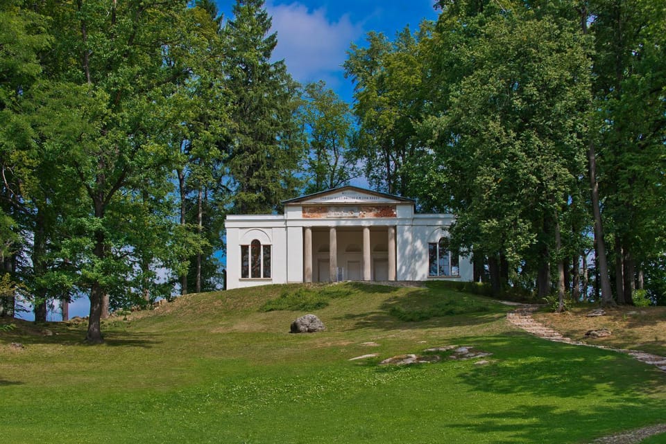 Nearby landmark