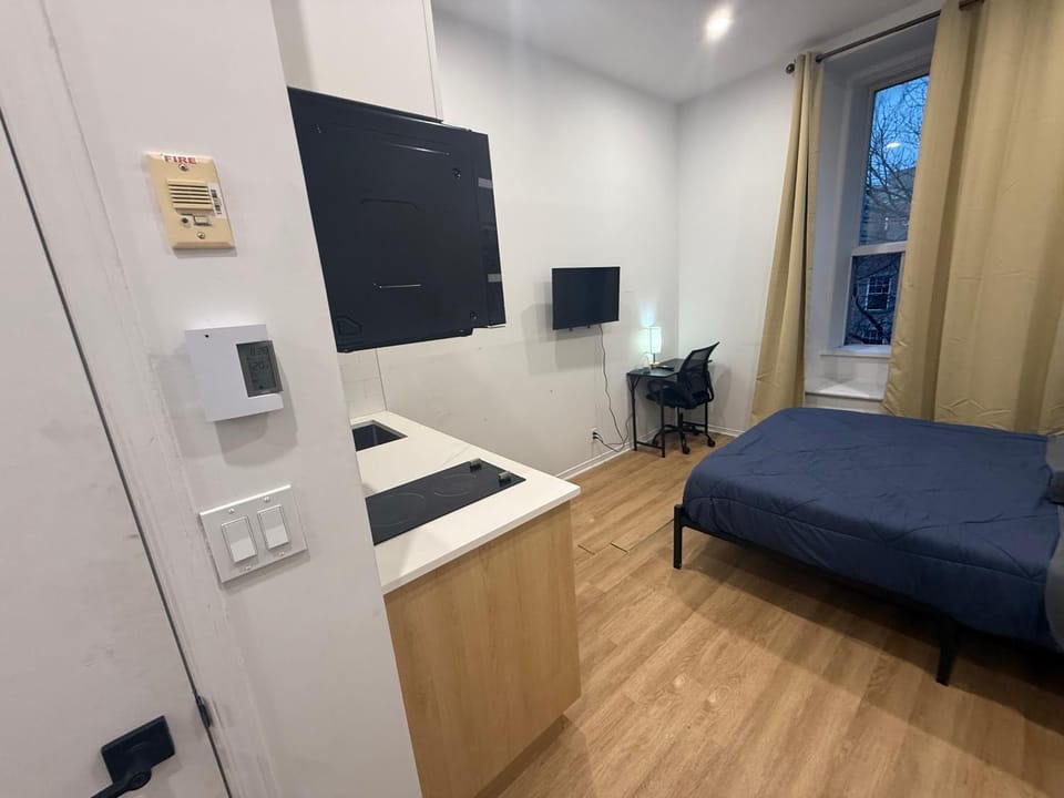 Cuttie studio near downtown montreal Apartment in Laval