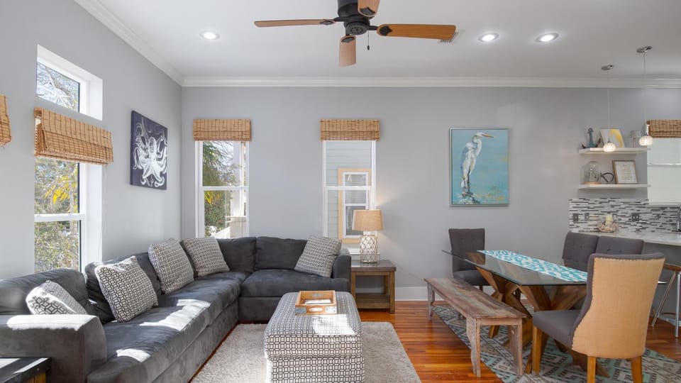 Experience luxury at Doctor House in Seacrest
