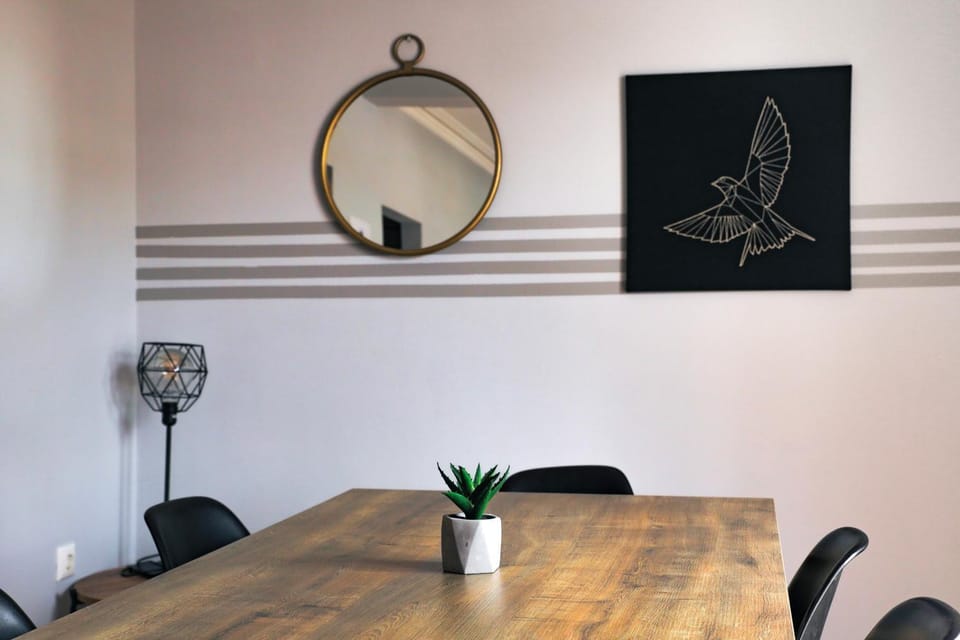 Decorative detail, Dining area
