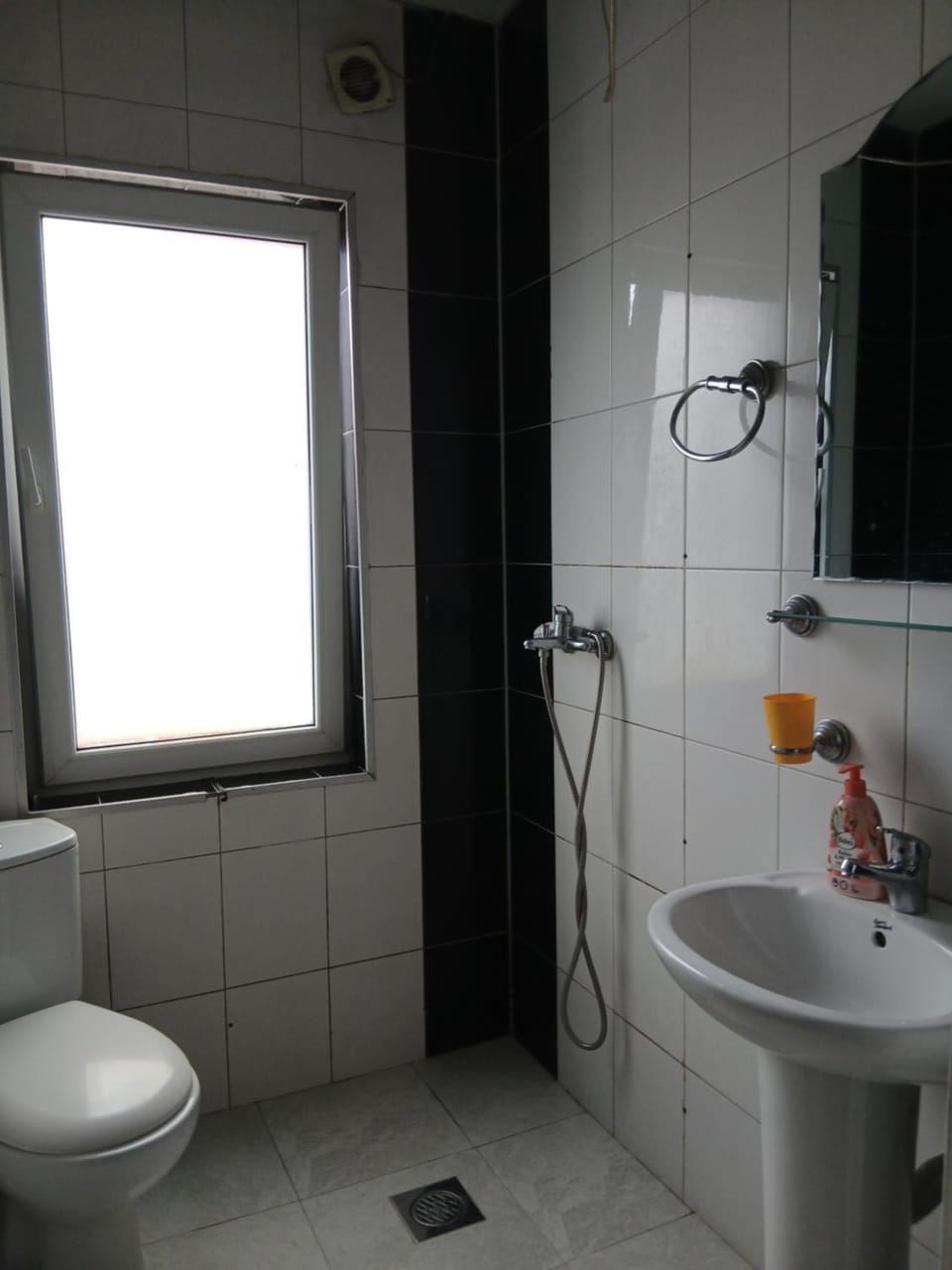 Sokak Apartment in Municipality of Ohrid, North Macedonia