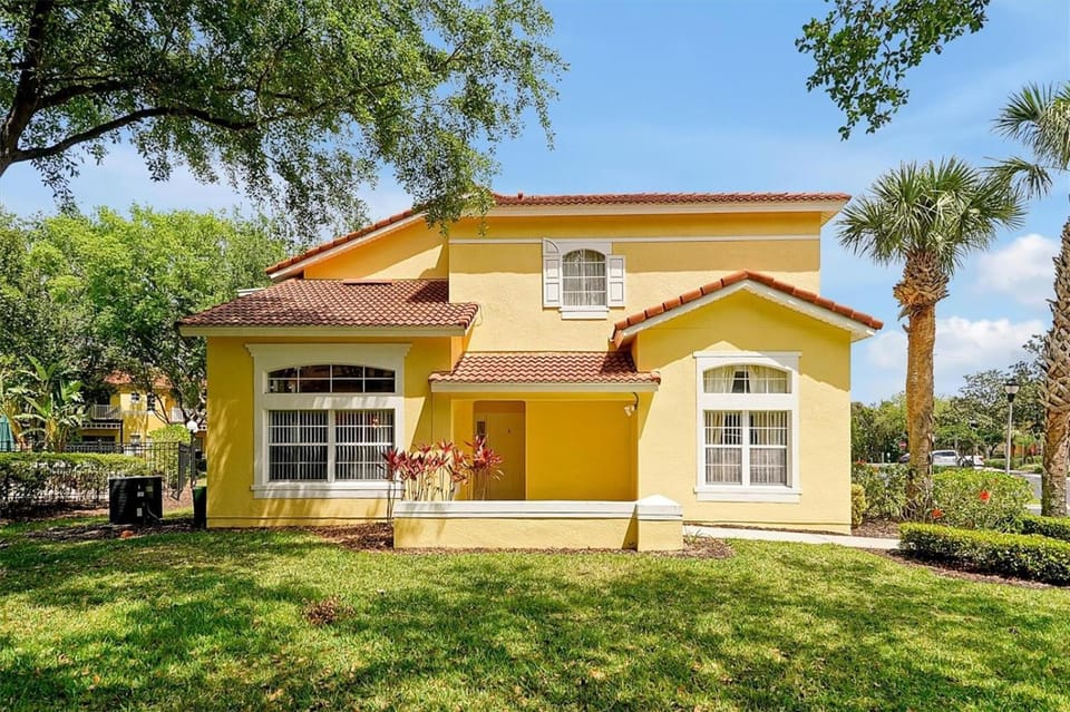 4BR Luxury Villa Private Pool & Slide Disney Villa in Four Corners