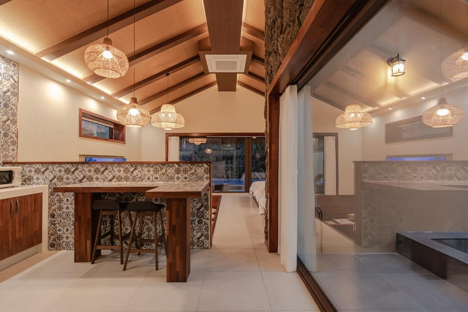 Area and facilities, kitchen