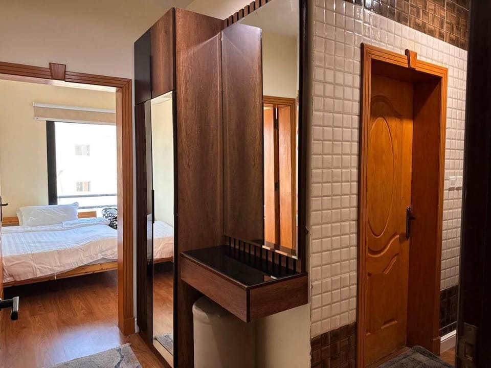 إقامة يومية بتجربة استثنائية راحة وفخامة في حي السلامة شارع صاري Apartment in Jeddah