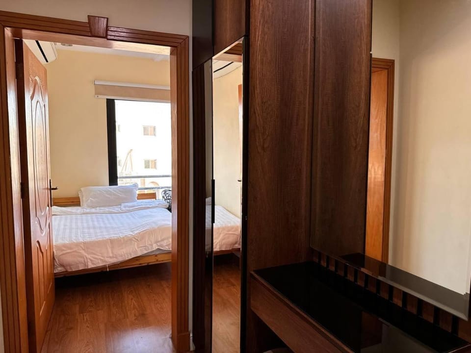 إقامة يومية بتجربة استثنائية راحة وفخامة في حي السلامة شارع صاري Apartment in Jeddah