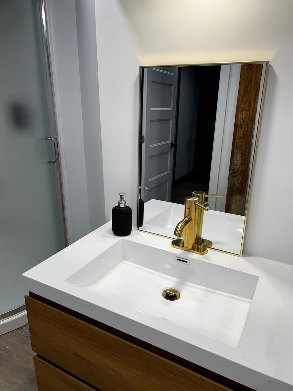 Edinburgh Apartment in Drummondville