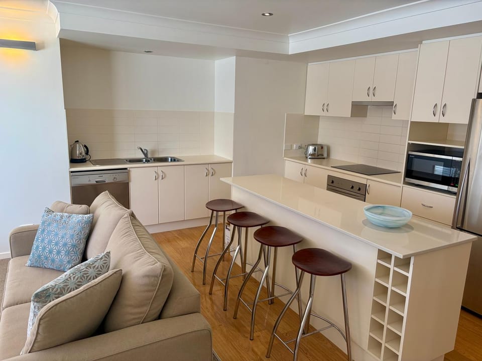 Schnapps 02 Apartment in Hotham Heights