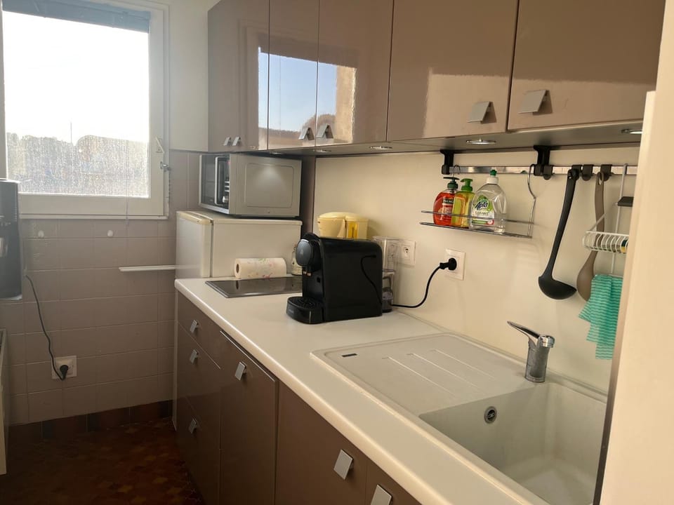 Gruissan - T2 cosy 4 pers - Proche port - FR-1-796-95 Apartment in Gruissan
