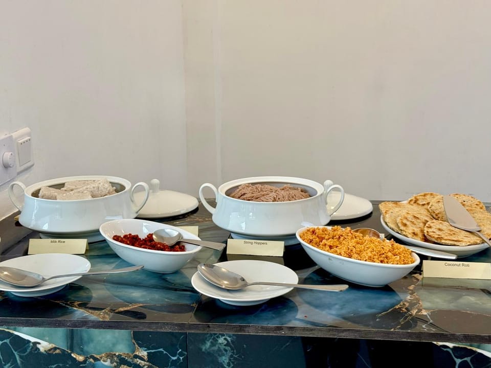 Food and drinks, Buffet breakfast