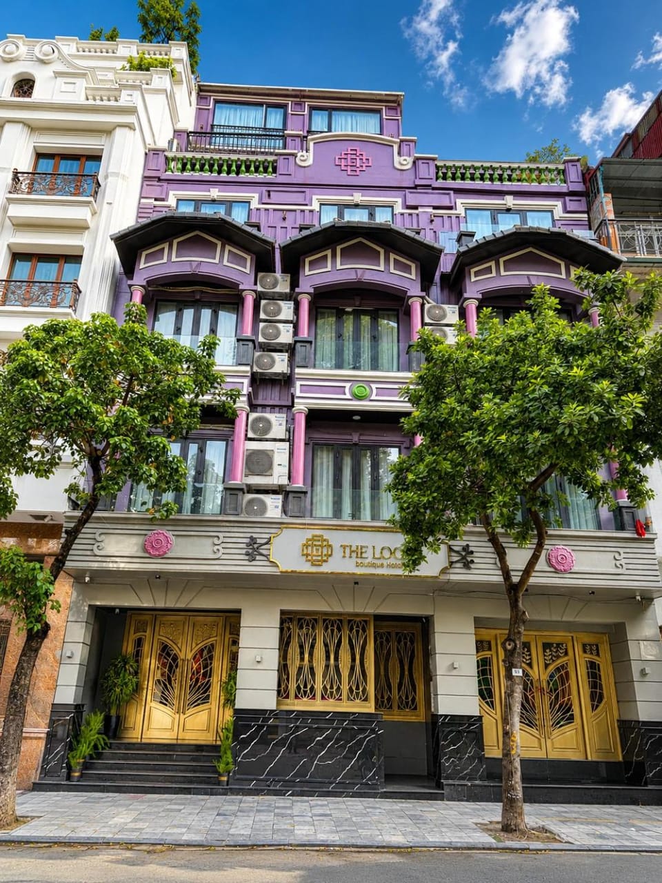 Property building, Day