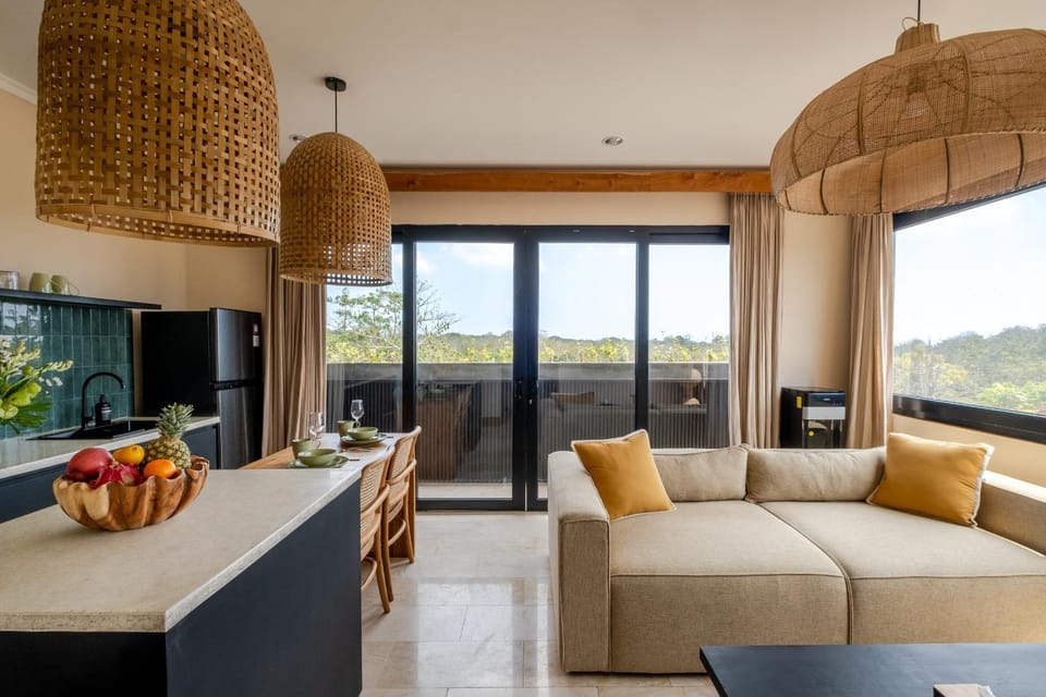 Patio, Communal lounge/ TV room, Garden, TV and multimedia, View (from property/room), Balcony/Terrace, Kitchen or kitchenette, Living room, Seating area, Dining area, Evening entertainment, Garden view