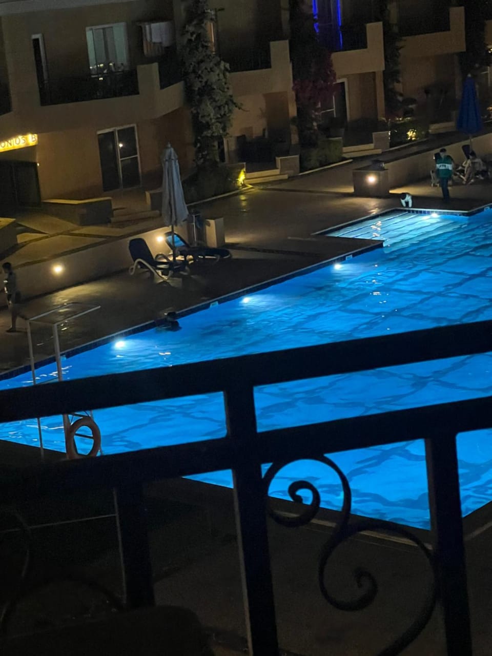 Swimming pool