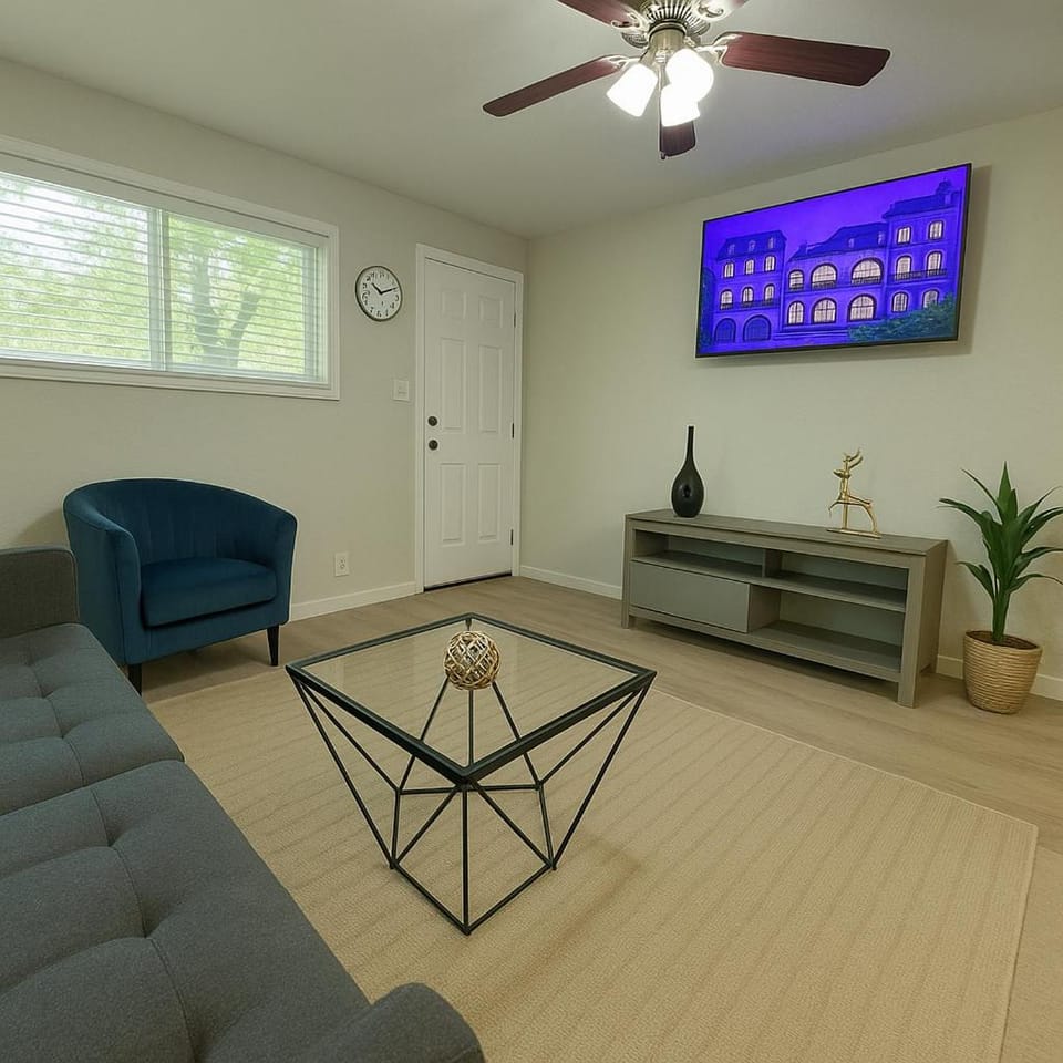 1 DT Dallas l FIFA WORLD CUP READY l 5 Min from Love Field Apartment in Dallas